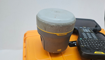 Trimble R12i